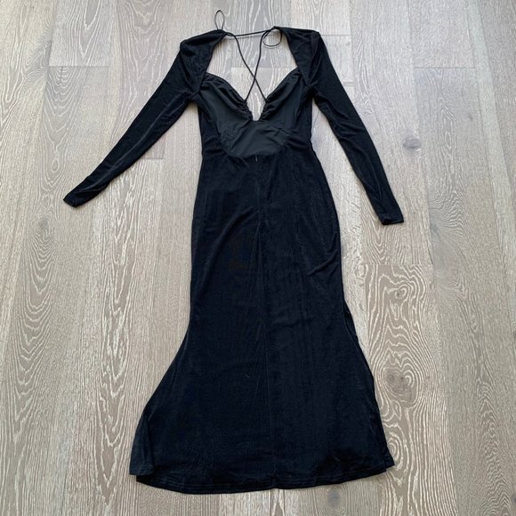 Misha Engracia plunge neck dress in black - Picture 7 of 9